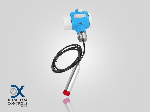 Hydrostatic level transmitter
