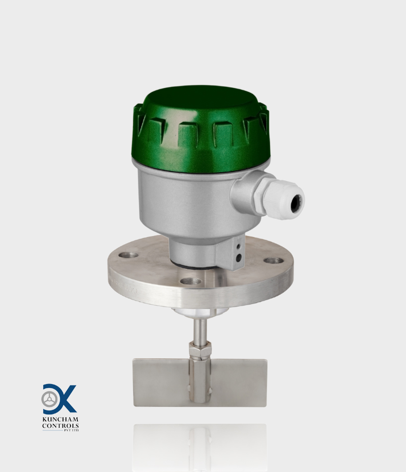 Rotary Paddle Level Switch with Flanged End